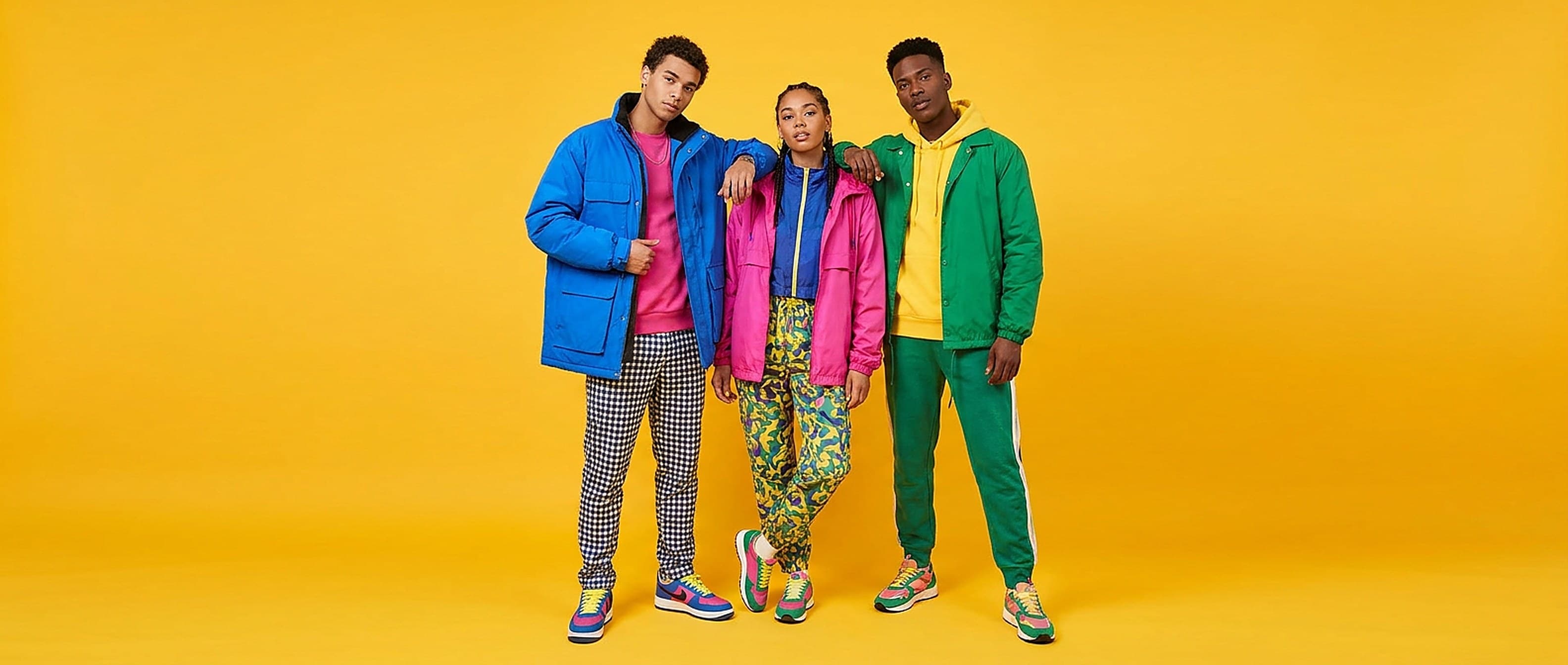 Eine Wand voller Fashion-Looks, das weltweite Verzeichnis